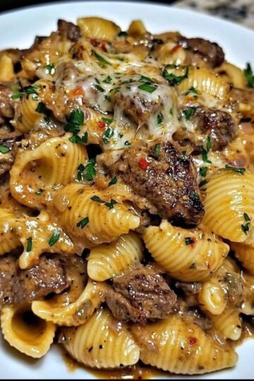 Pâtes Crémeuses au Bœuf Sauté