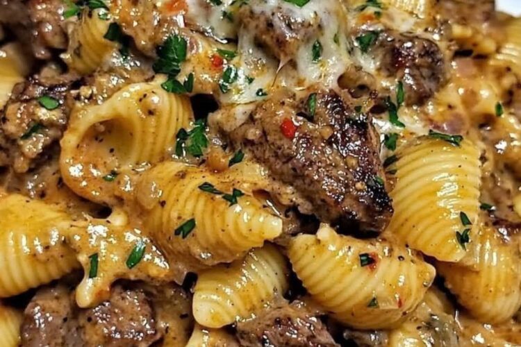 Pâtes Crémeuses au Bœuf Sauté